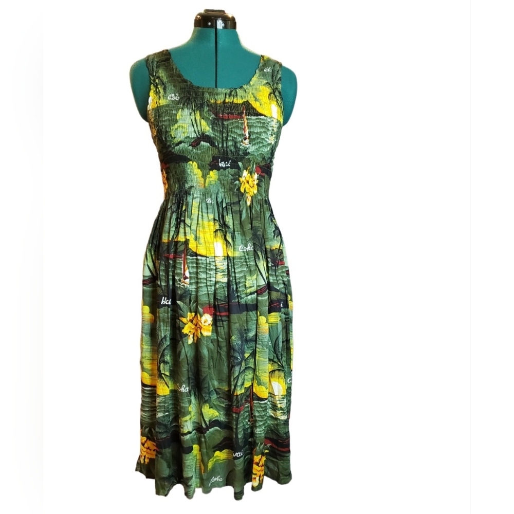 Vintage Aloha Hut Hawaiian Dress